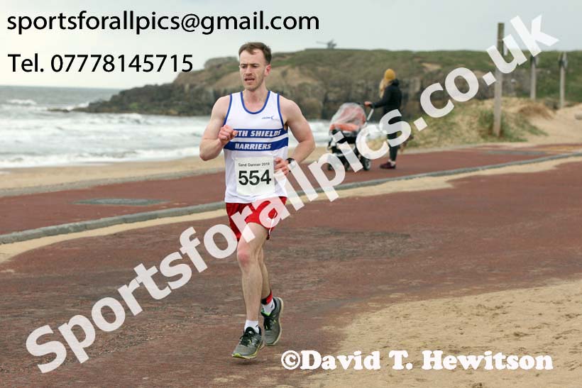 Sand Dancer 10k, South Shields. Photo:  David T. Hewitson/Sports for All Pics